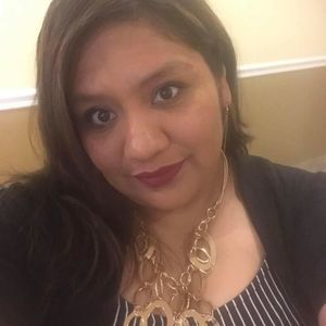 Meet your Posher, Edith rose